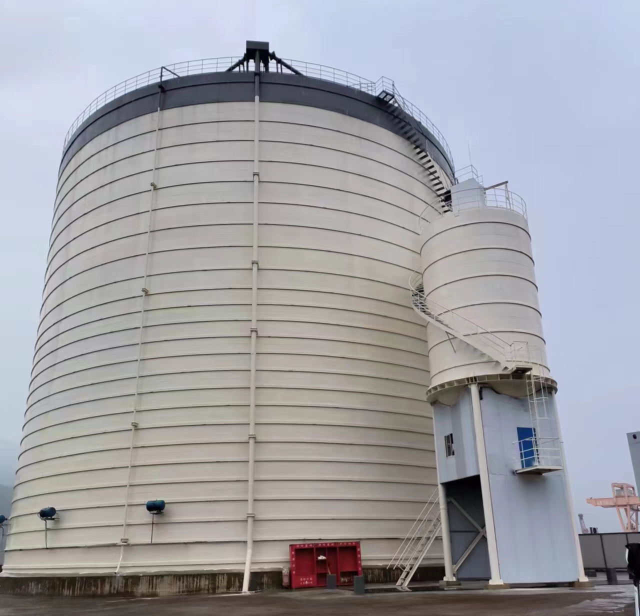 定兴10万吨水泥钢板库